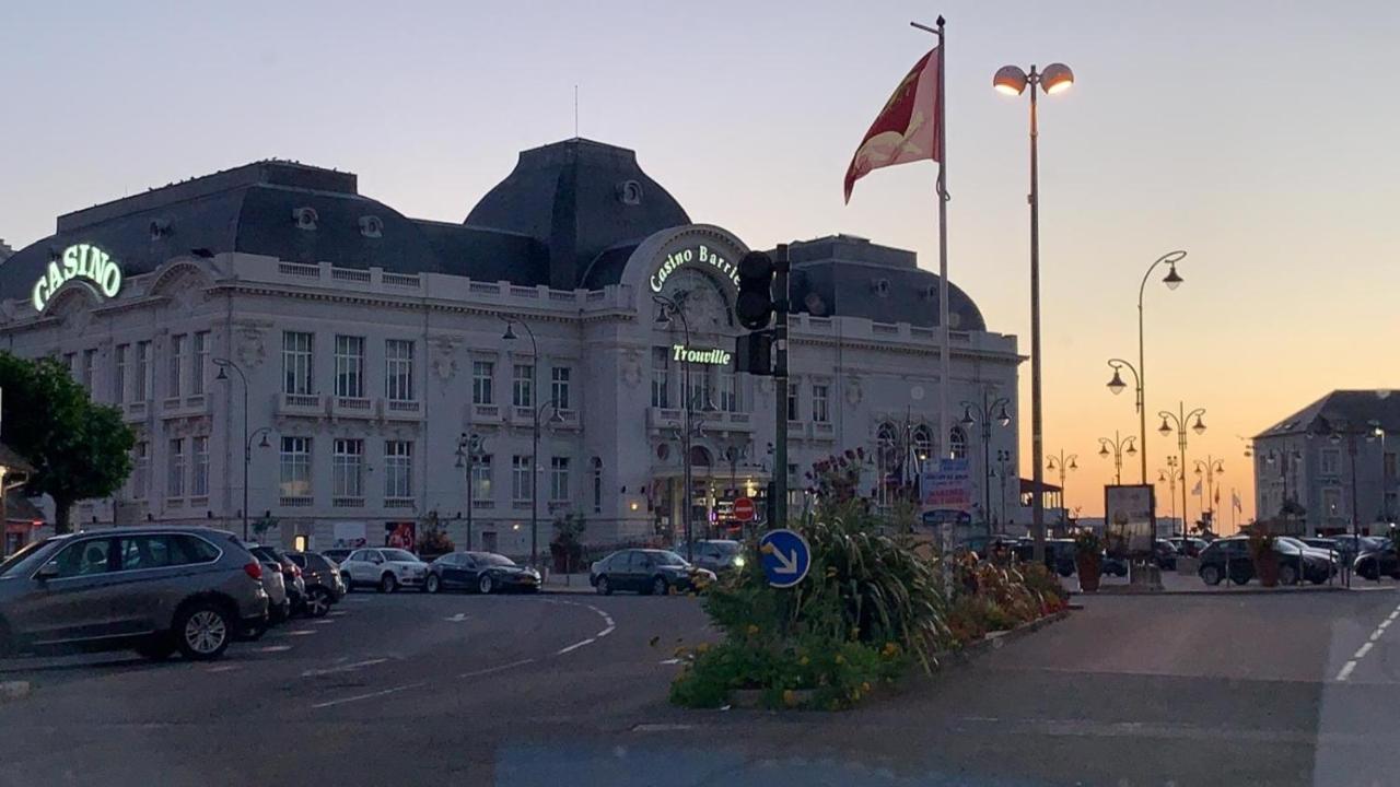 La Digue 45 Rue Des Lais De Mer Bénerville-sur-Mer Kültér fotó